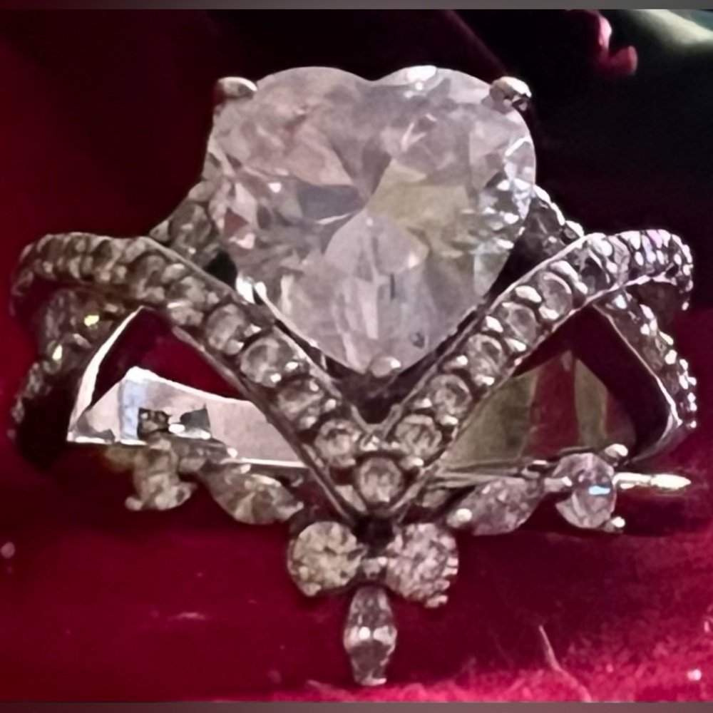 BBJ .925 RATNARAJ Heart Cut CZ in Sterling Silver Setting + Band Size:8.5